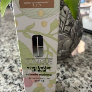 Clinique Even Better Clinical Vitamin Makeup - Pink & Green Packaging